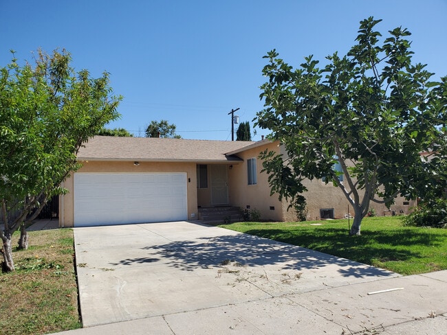 property at 17961 Lull St
