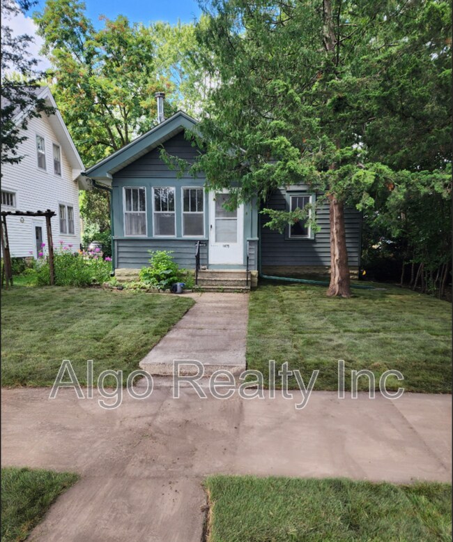 1475 Albert St N in St. Paul, MN - Building Photo - Building Photo