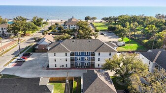 133 Briarfield Ave in Biloxi, MS - Building Photo