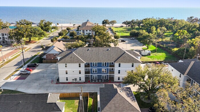 133 Briarfield Ave in Biloxi, MS - Building Photo