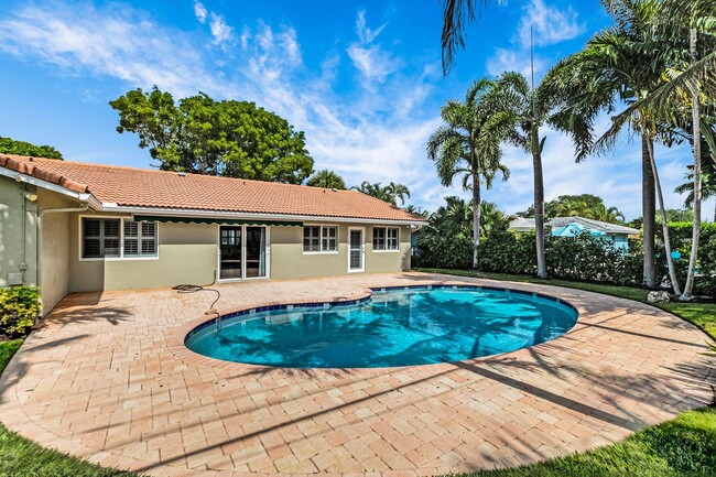 property at 1008 SW 12th Ave