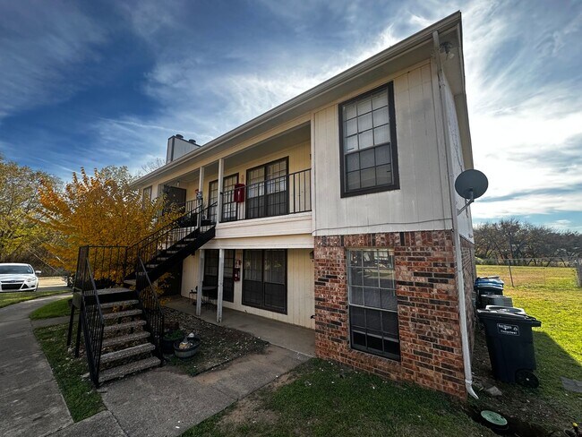 4900 Brianhill Dr in Fort Worth, TX - Building Photo - Building Photo