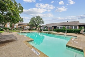 Estelle Creek North in Irving, TX - Building Photo - Building Photo