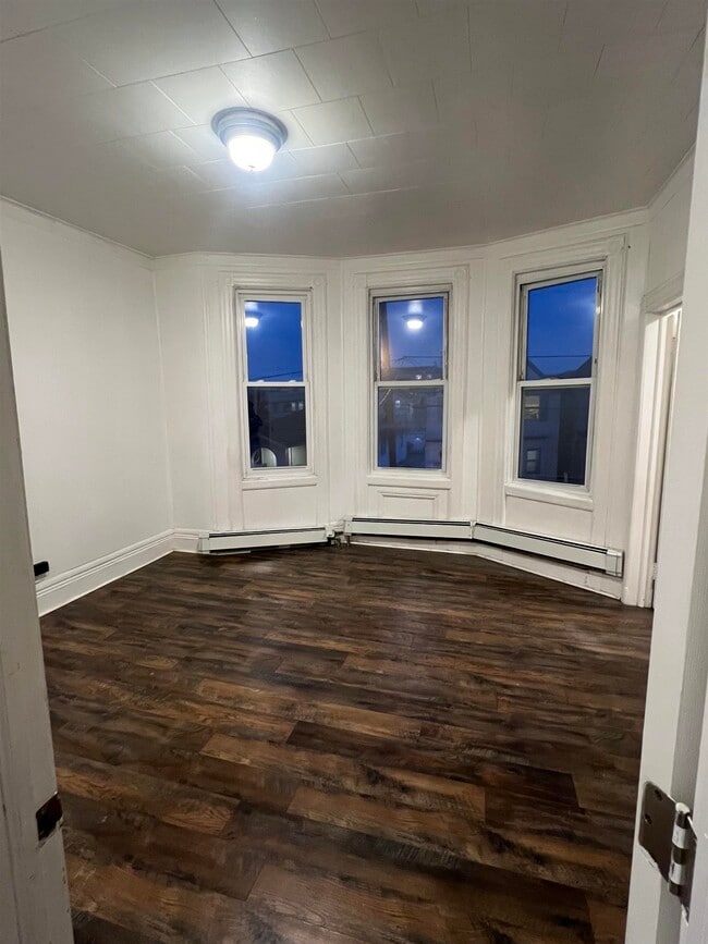 1511 46th St in North Bergen, NJ - Building Photo - Building Photo