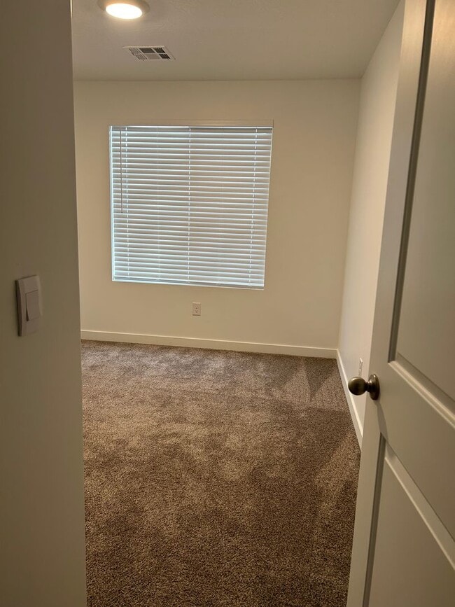 382 W 2025 N in Cedar City, UT - Building Photo - Building Photo