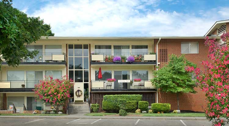 South Roanoke Apartment Village in Roanoke, VA - Building Photo