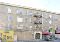 103-14-103-18 39th Ave in Flushing, NY - Foto de edificio - Building Photo