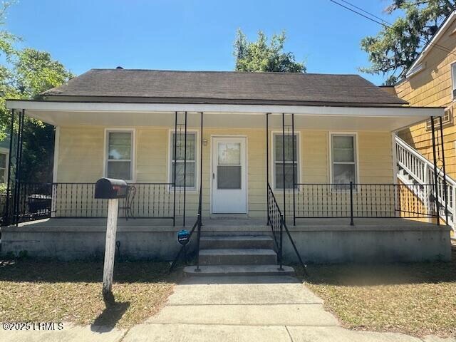 1006 Duke St in Beaufort, SC - Building Photo