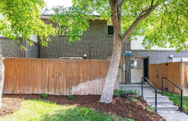 8023 Wolff St in Westminster, CO - Building Photo - Building Photo