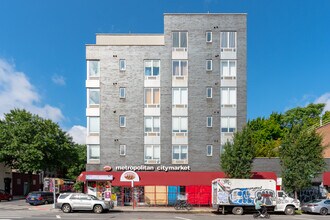 Bedford Ave Condos in Brooklyn, NY - Building Photo - Building Photo