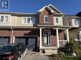 51 Dominion Cres in Niagara-On-The-Lake, ON - Building Photo