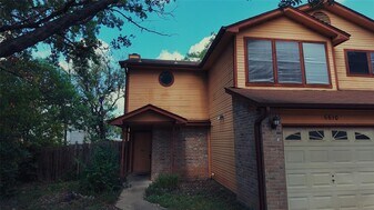 6610 Windrift Way in Austin, TX - Building Photo