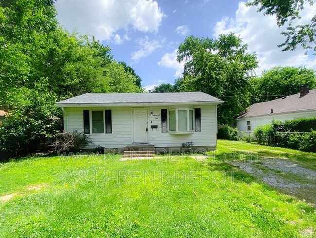 property at 1752 Hawthorne Ave