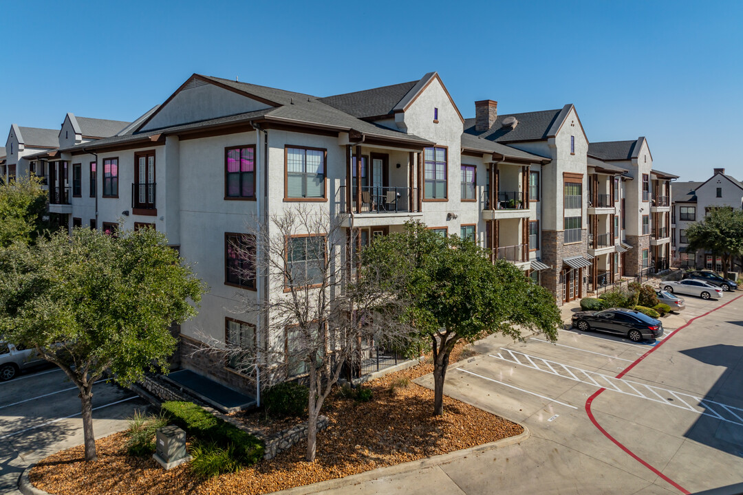 Pinnacle at Oak Hills in San Antonio, TX - Building Photo