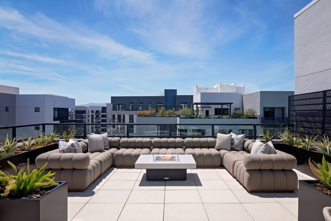 Sofia in Santa Clara, CA - Foto de edificio