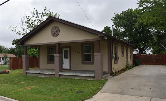 property at 1424 Woods Ln