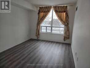 7363 Kennedy Rd in Markham, ON - Building Photo - Building Photo