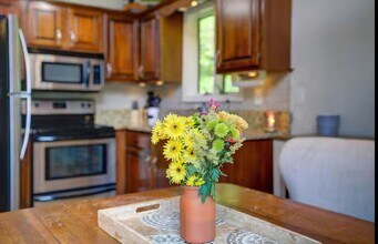 388 Hideaway Farm Rd in Piney Flats, TN - Building Photo - Building Photo