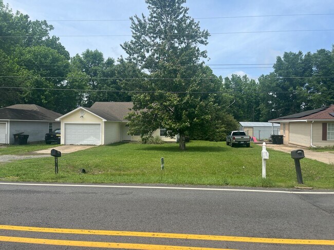 350 Peyton St in Ward, AR - Building Photo - Building Photo