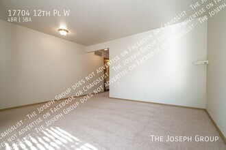 17704 12th Pl W in Lynnwood, WA - Building Photo - Building Photo