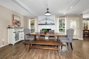 676 Ravensworth Dr in Conroe, TX - Building Photo