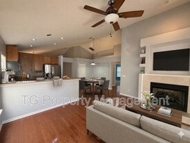 1193 Bedrock Dr in Orange Park, FL - Building Photo