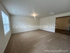 505 Kelly Rd in Greensboro, NC - Building Photo - Building Photo