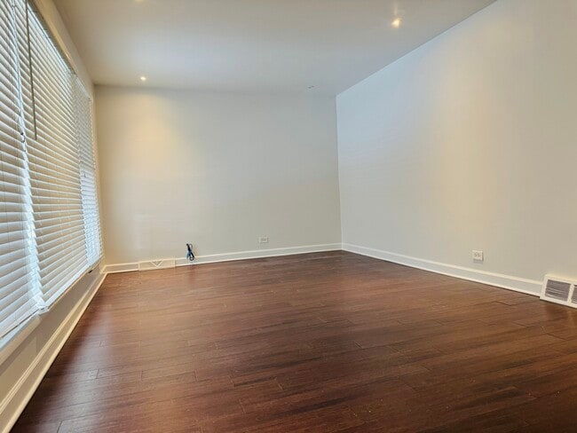 4531 S Lawler Ave in Chicago, IL - Building Photo - Building Photo