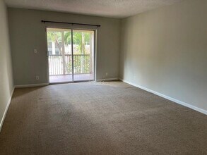 259 S Cypress Rd in Pompano Beach, FL - Building Photo - Building Photo