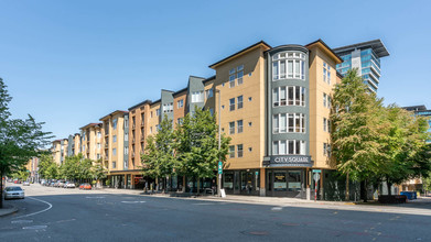 City Square Bellevue in Bellevue, WA - Foto de edificio - Building Photo