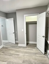 643 Elizabeth St in Utica, NY - Building Photo - Building Photo