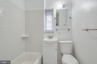 331 S 18th St-Unit -3F in Philadelphia, PA - Building Photo - Building Photo