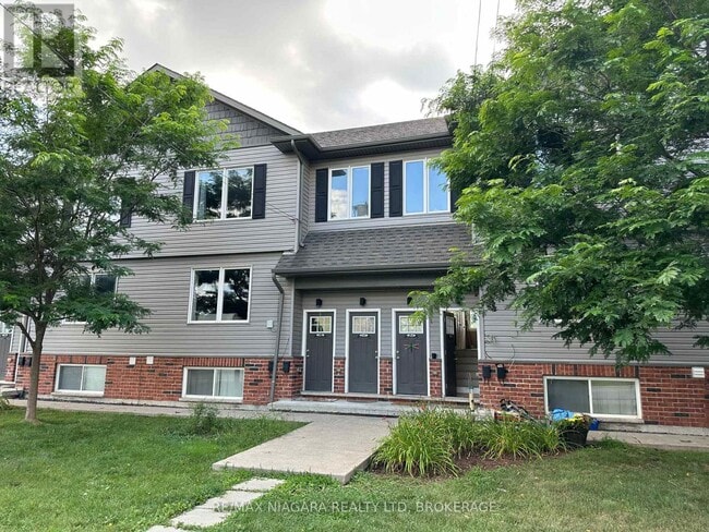 property at 214 Erie St