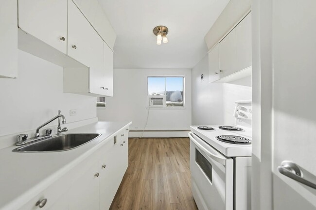 Lady Robinson Apartments