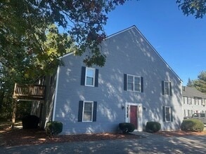 39 Lantern Ln in Dracut, MA - Building Photo - Building Photo