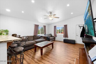 5658 Cranberry Ct in Sun Valley, NV - Building Photo - Building Photo