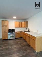 111 Irish Settlement Rd in Underhill, VT - Building Photo - Building Photo