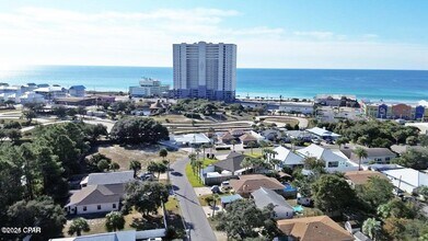 247 Poinsettia Dr in Panama City Beach, FL - Building Photo - Building Photo