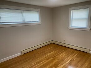 25 Highland Terrace in Needham, MA - Building Photo - Building Photo