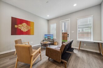 8470 Berry Green Ln in Houston, TX - Building Photo - Building Photo