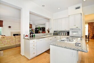 25339 Prado De Los Arboles in Calabasas, CA - Building Photo - Building Photo