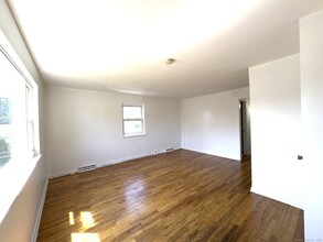 3 Sniffen St in Norwalk, CT - Building Photo - Building Photo