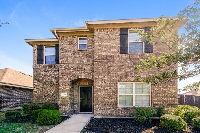 property at 1200 Sweetgum Dr