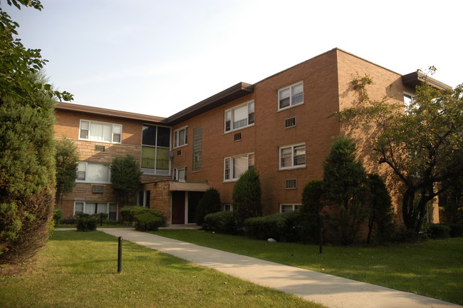 1919-1923 W Howard St in Evanston, IL - Building Photo - Building Photo