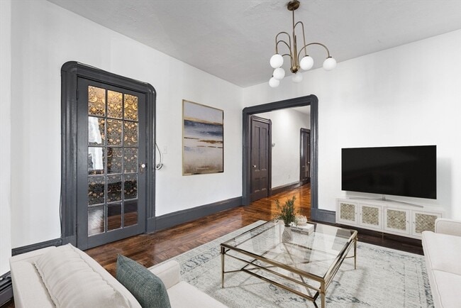 8-10 Carlton St in Somerville, MA - Building Photo - Building Photo