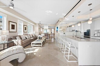 19253 Fisher Island Dr in Miami Beach, FL - Building Photo - Building Photo