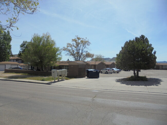 Wilkes Apartments in Green River, WY - Building Photo - Building Photo