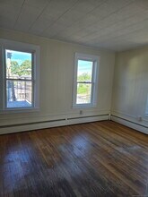 4 Division St in Danbury, CT - Building Photo - Building Photo
