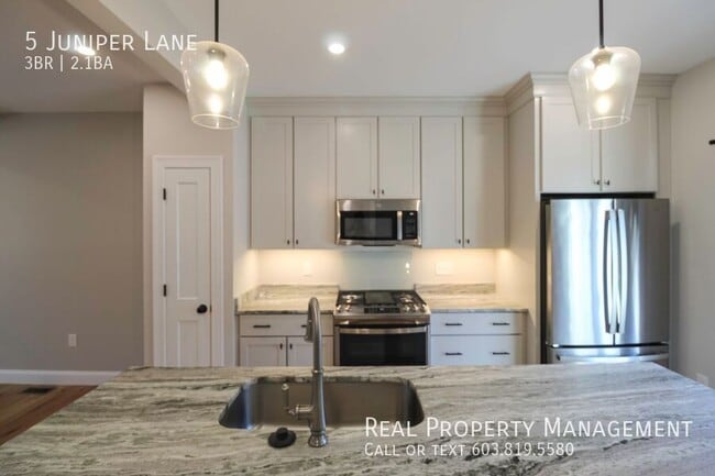 5 Juniper Ln in Portsmouth, NH - Building Photo - Building Photo