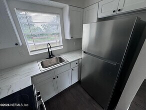 1515 Pullen Rd in Jacksonville, FL - Building Photo - Building Photo